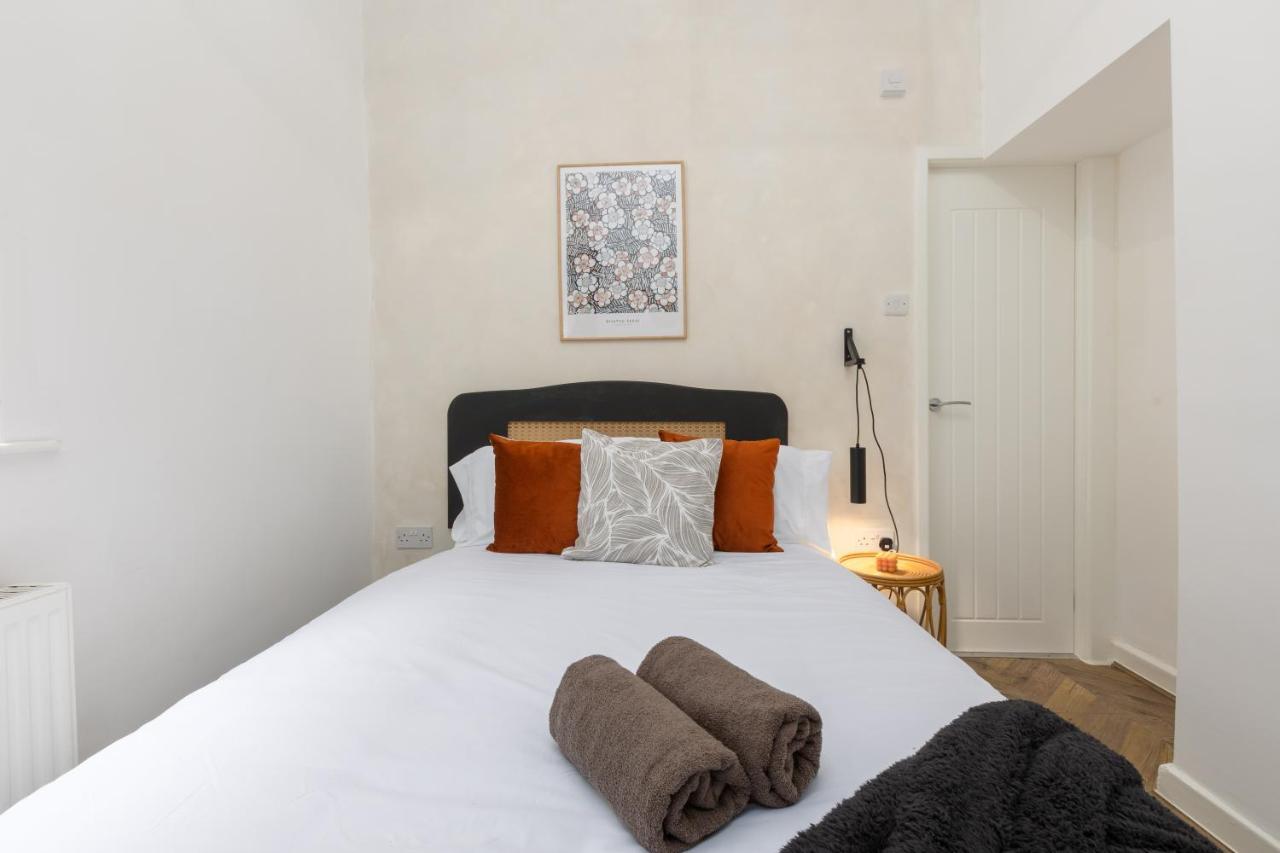 Stoneholme Short - Clare Street * Blackpool